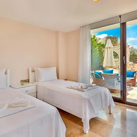 Sleeps 8 With Pool Air Con And Wifi Kalkan