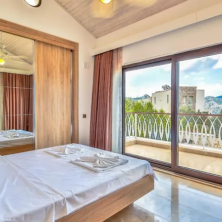 Sleeps 8 With Pool Air Con And Wifi Villa Kalkan